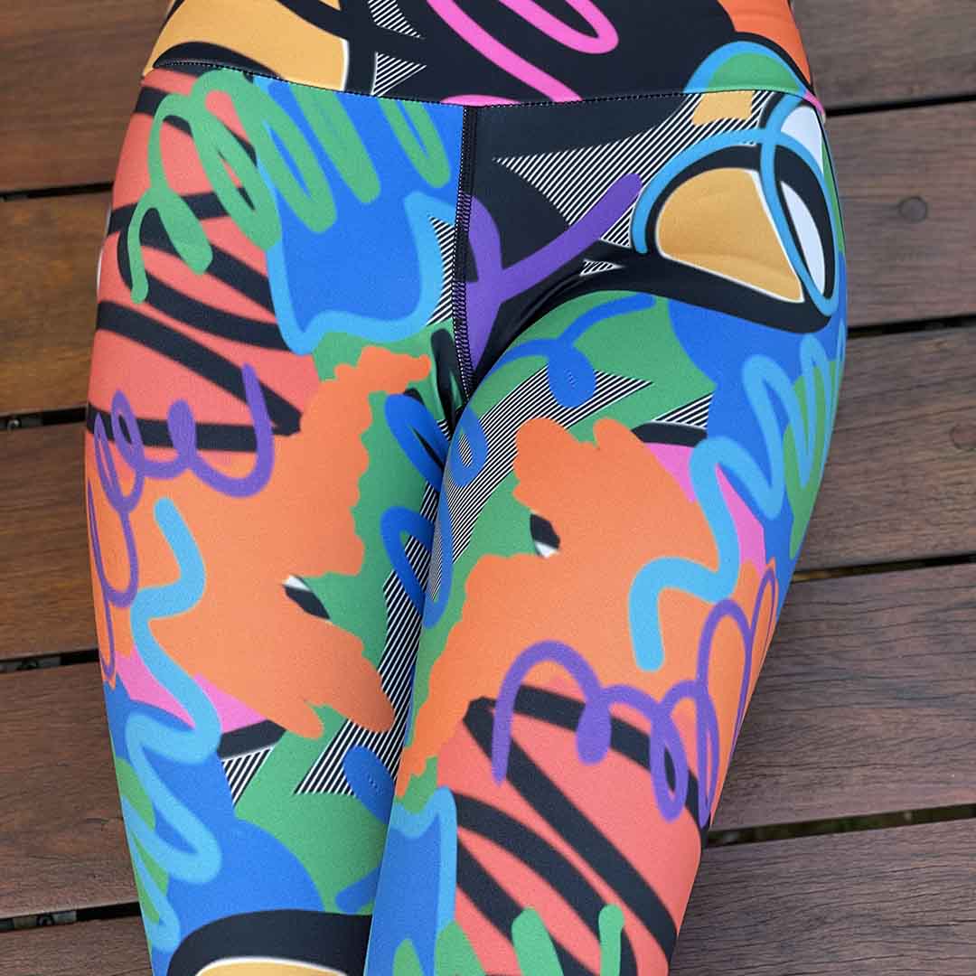 colourful leggings made out of sustainable fabrics / Art2Go monique Baques