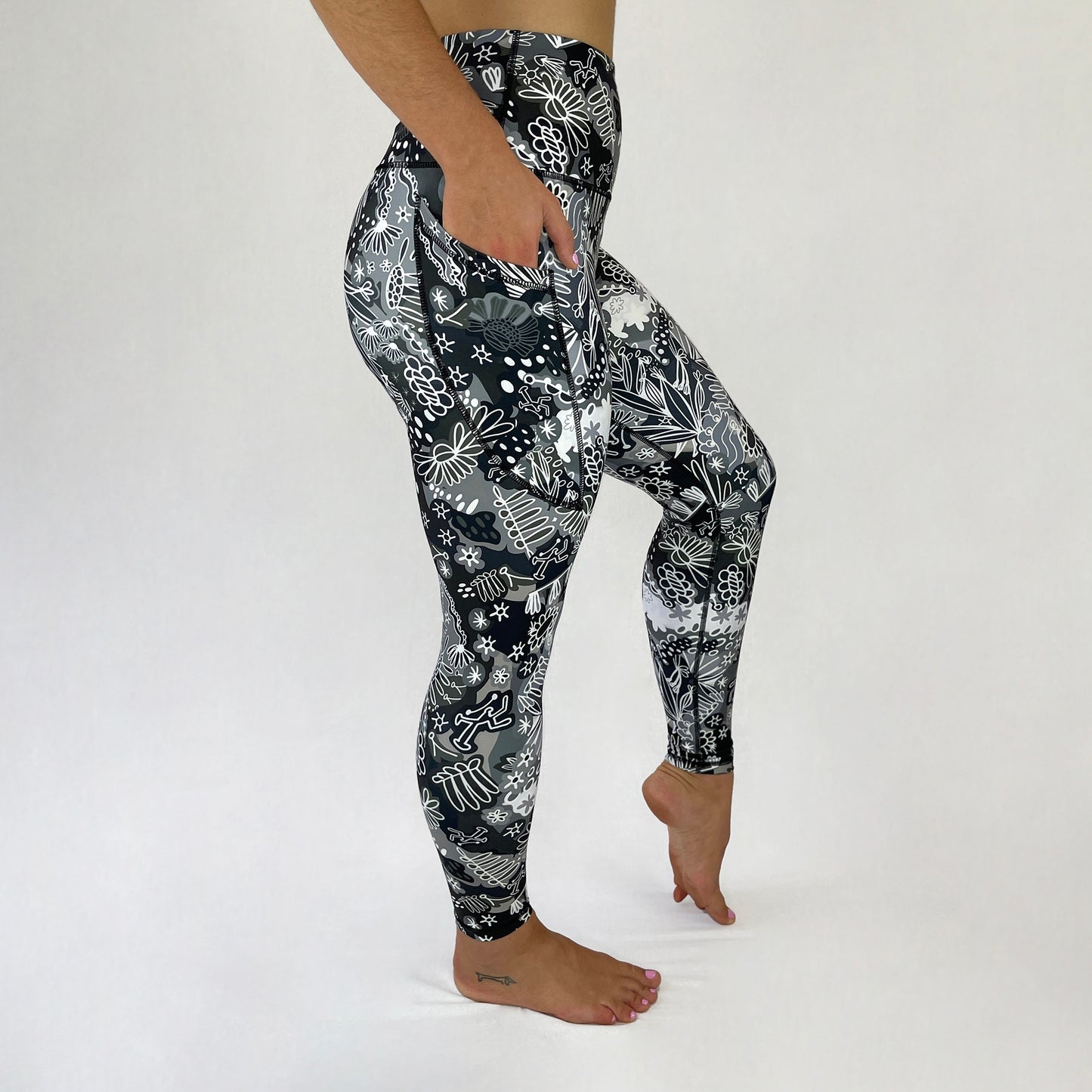 art2go monique baques full length leggings coral side pocket