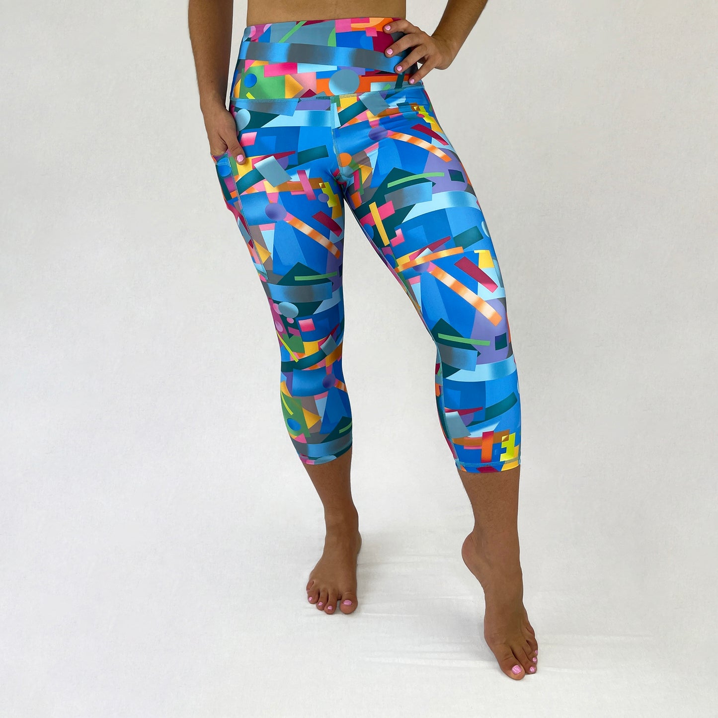 Art2Go 7/8 leggings Geo by Monique Baques front