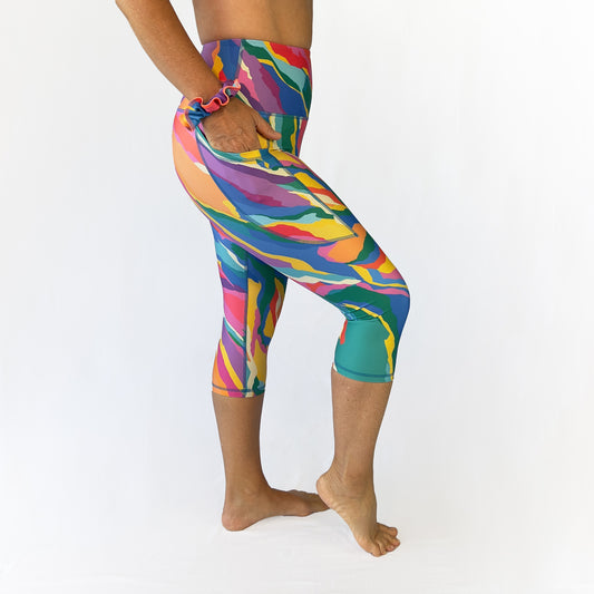 Art2Go 3/4 leggings Rainbow by Monique Baques side pocket