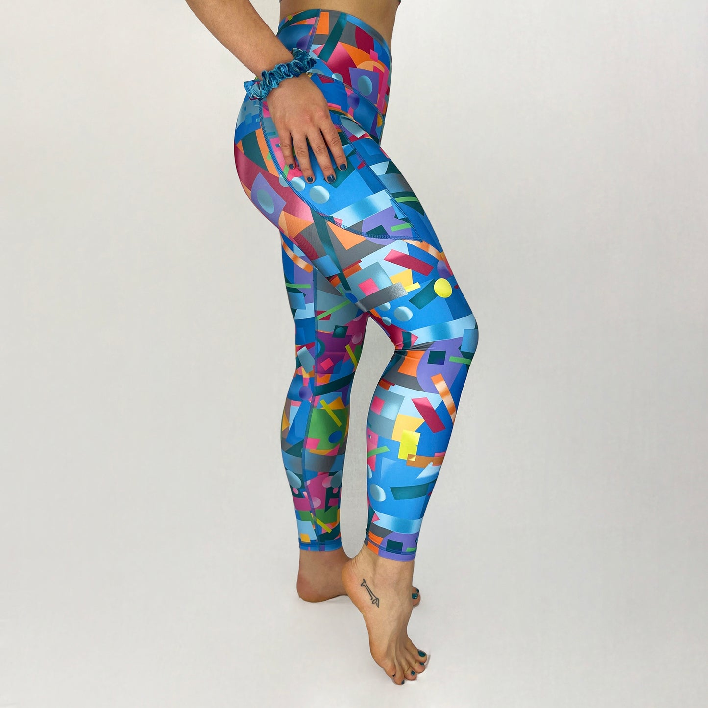 colourful high rise leggings with pockets made sustainably from recycled materials - geometric - side pocket