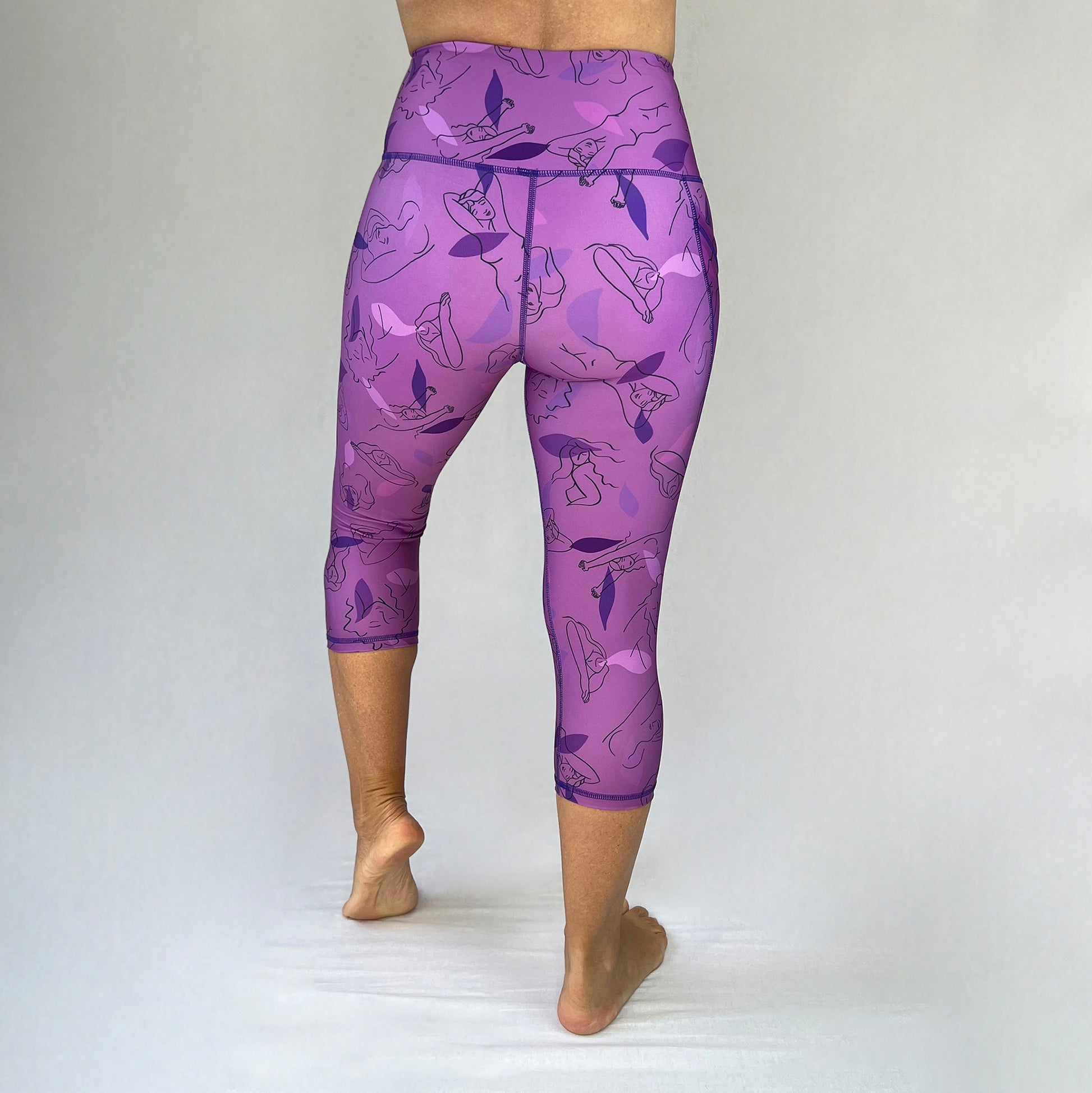 Lilac Freedom 2022 Ltd 3/4 leggings art2go monique baques original art back