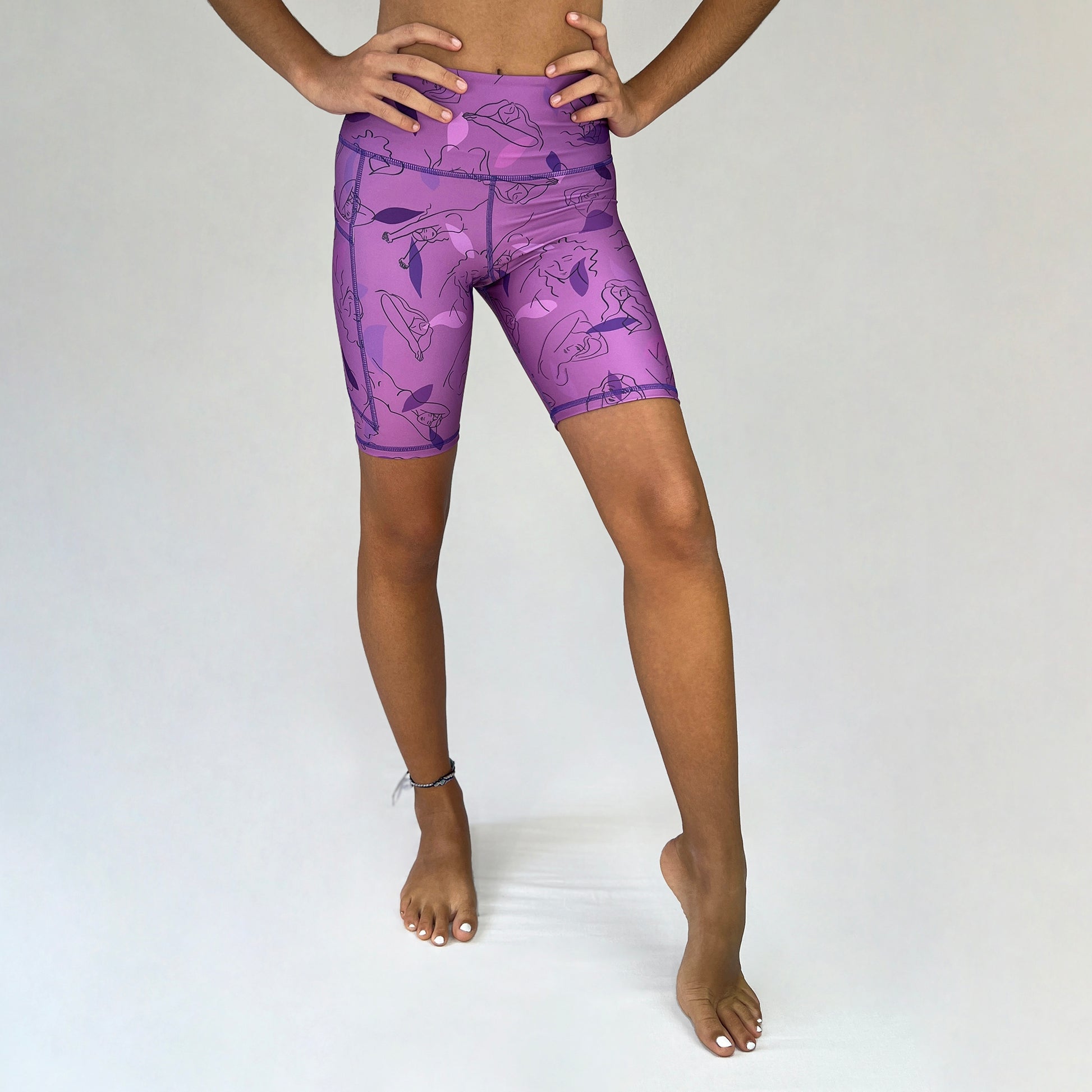 Lilac Freedom 2022 Ltd bike shorts Art2Go Monique Baques sustainable activewear front