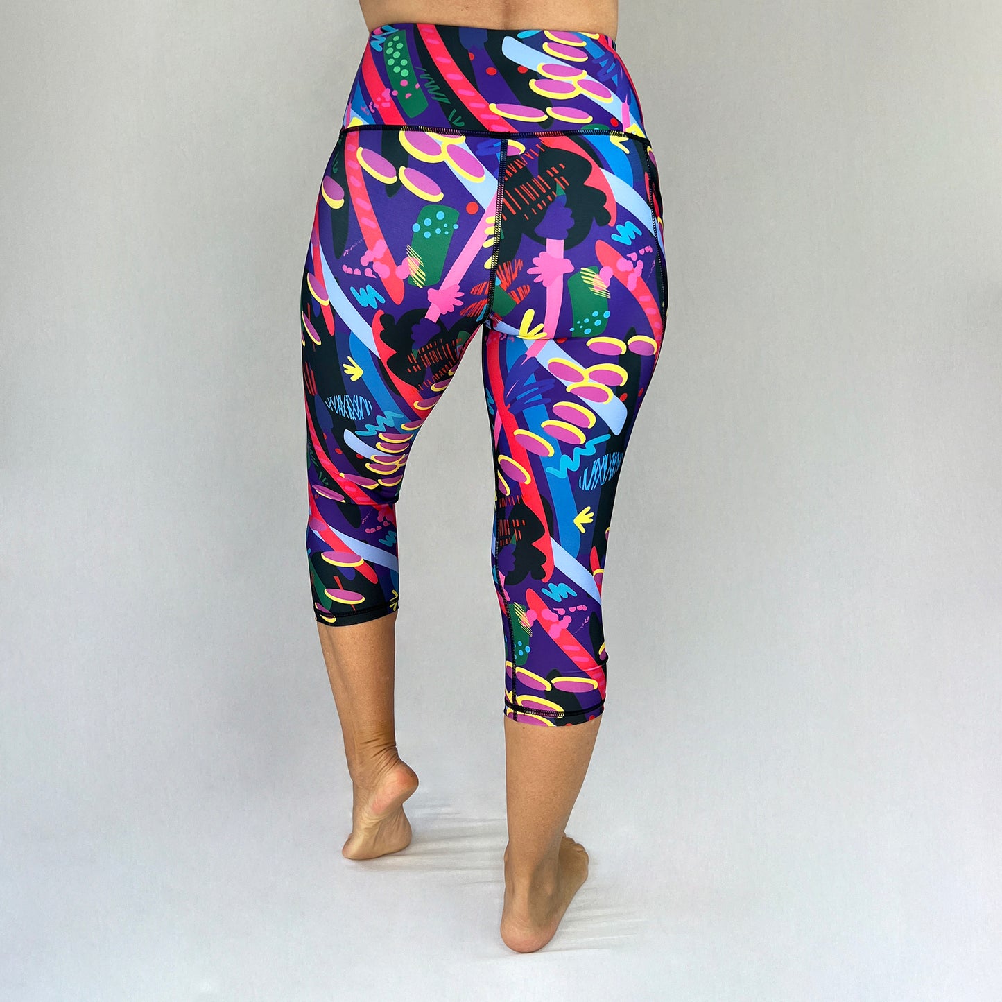 Olympia 2022 Ltd 3/4 length leggings Art2Go Monique Baques original design back