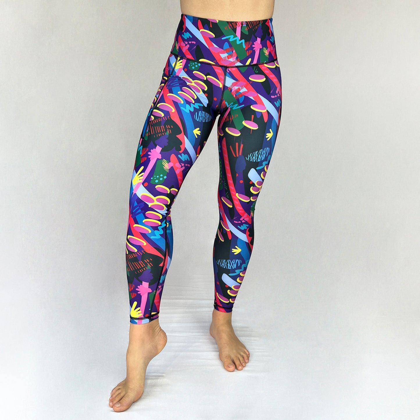 Olympia 2022 Ltd full length leggings with pocket by Art2Go Monique Baques front