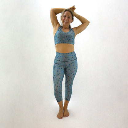 colourful high rise leggings with pockets made sustainably from recycled materials - lips kisses sports bra full body front