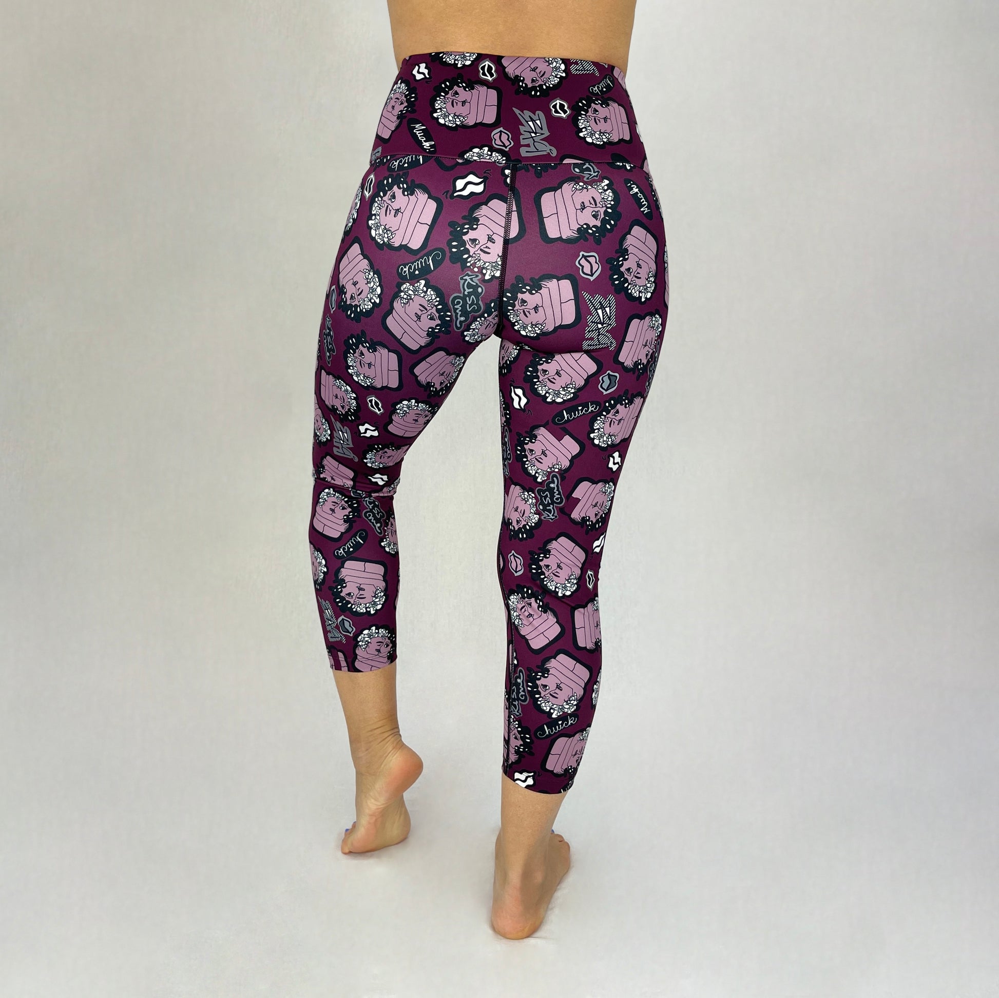 colourful leggings sustainably made with recycled materials - Purple The Kiss