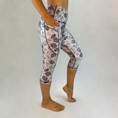 beautiful 7/8 length leggings made with sustainable fabric in Australia - Beauty design 