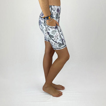 trendy bike shorts in recycled fabric made in Australia - Beauties side pocket